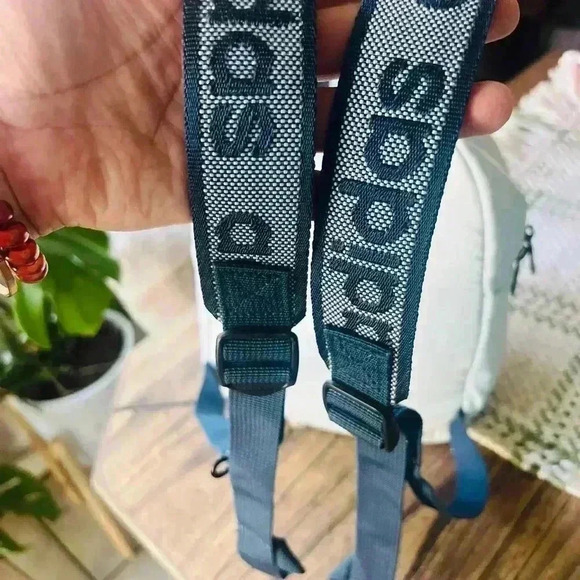 Adidas mini Backbag! - Picture 2 of 6